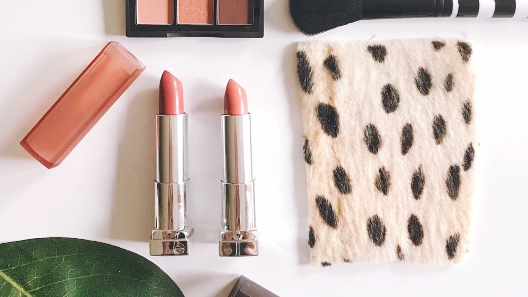 Makeup and Photography: Techniques for Camera-Ready Beauty